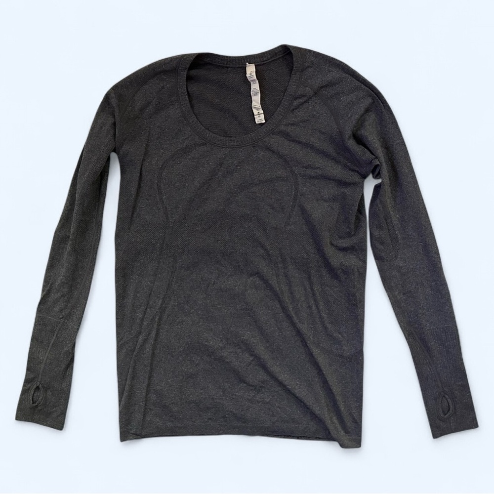 Lululemon Run Swiftly Tech Long Sleeve Scoop Top in Gray Size 12, Thumbholes